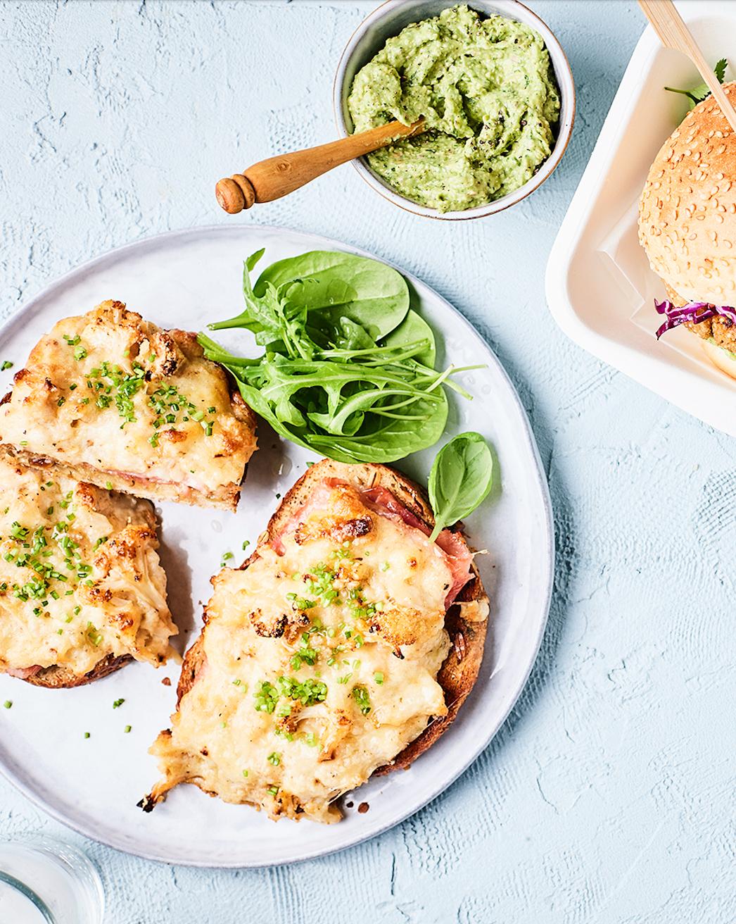 Bloemkoolcroque met ham en Gruyère